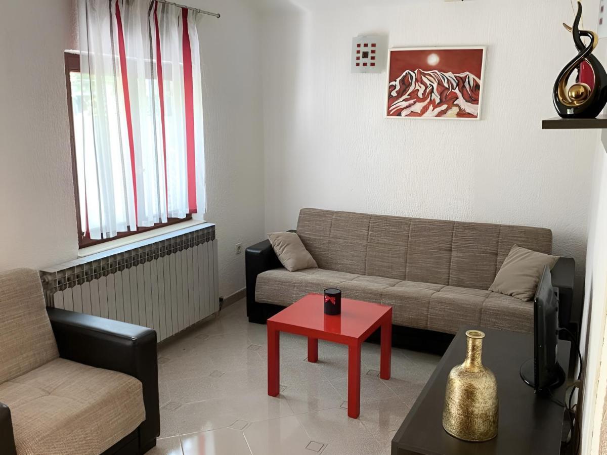 Apartmani Ana Borovac Фунтана Экстерьер фото